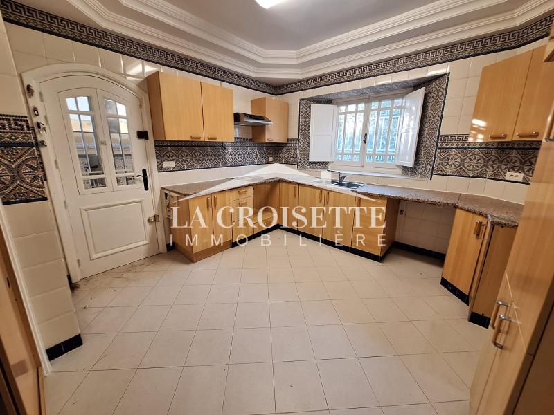 Villa S+6 à La Marsa